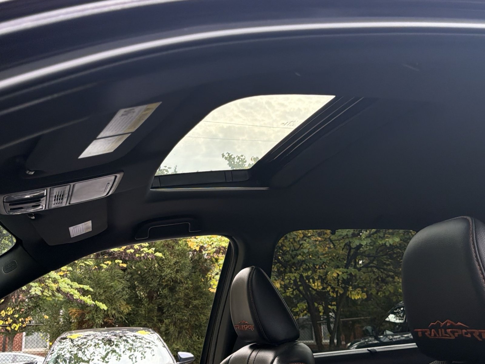 Used 2022 Honda Passport TrailSport image 25