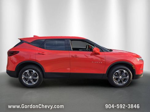 Certified 2025 Chevrolet Blazer LT FWD image 7