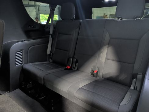 Used 2022 GMC Yukon XL SLE AWD/4WD image 9