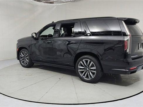 Certified 2024 Cadillac Escalade Sport Platinum image 3