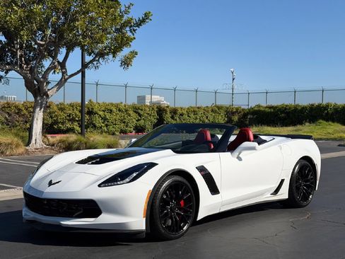 Used 2016 Chevrolet Corvette Z06 RWD image 1