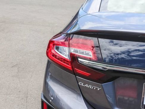 Used 2018 Honda Clarity Touring image 8