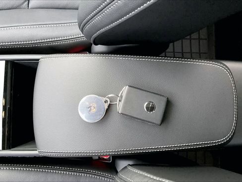 New 2026 Volvo XC40 B5 Ultra w/ Protection Package Premier image 34