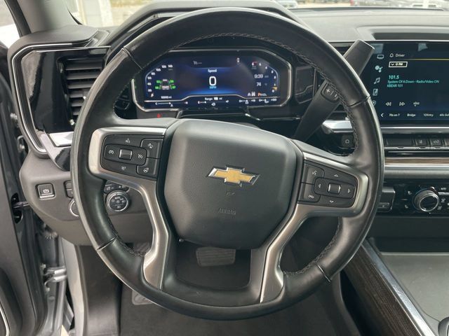 Used 2024 Chevrolet Silverado 2500 LT AWD/4WD image 14