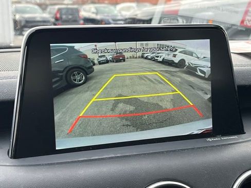 Used 2018 Kia Stinger Premium image 24