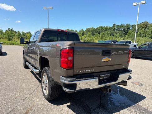 Used 2015 Chevrolet Silverado 2500 LTZ w/ Duramax Plus Package AWD/4WD image 7