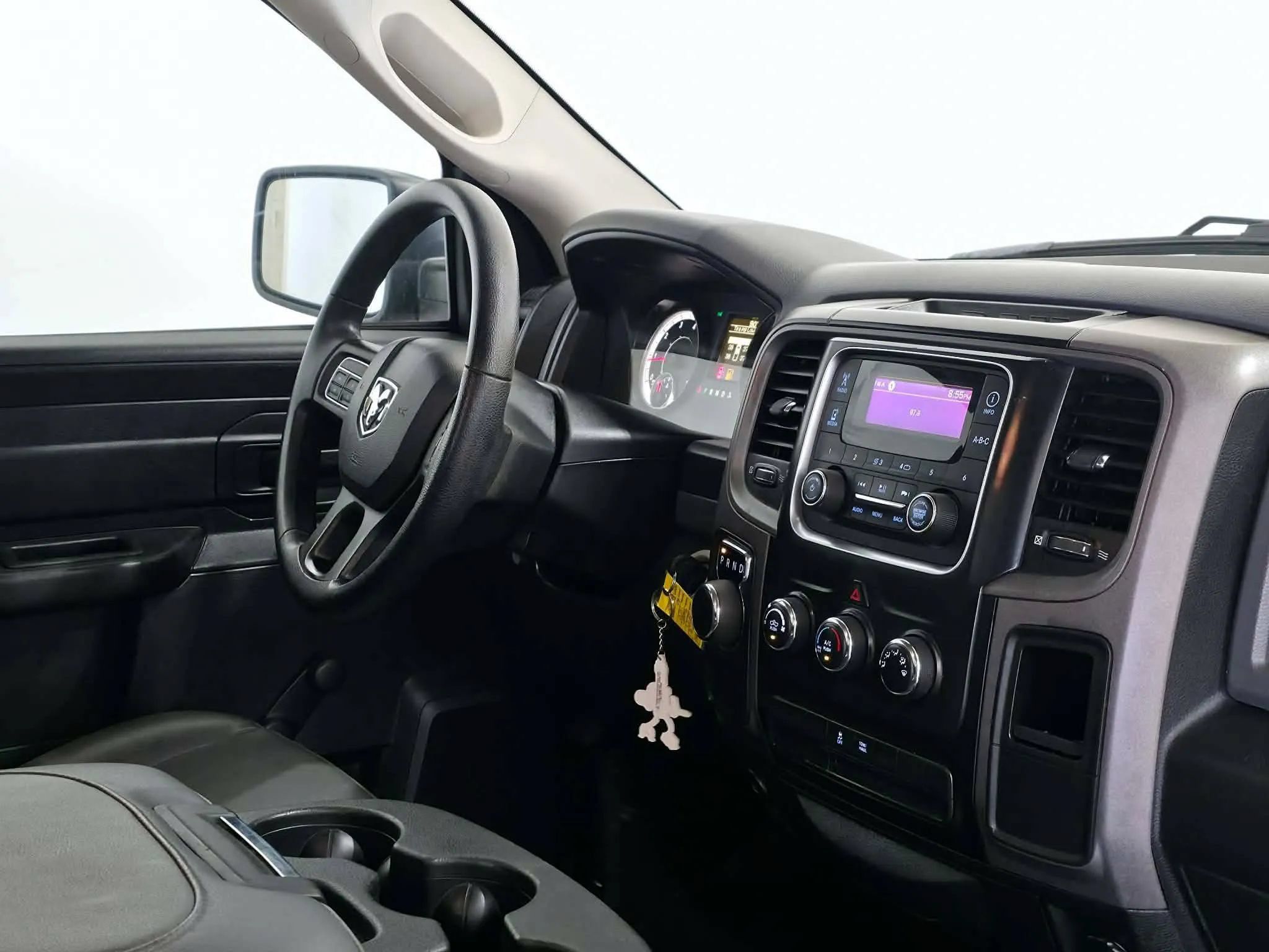 Used 2017 RAM 1500 Tradesman RWD image 11