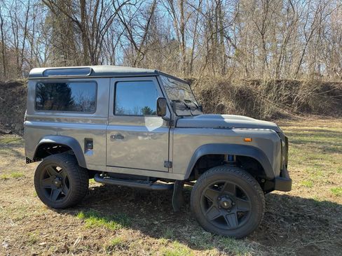 Used 1991 Land Rover Defender 90 image 1