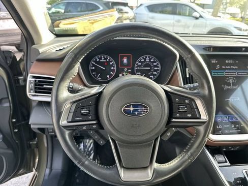 Certified 2022 Subaru Outback Touring AWD/4WD image 14