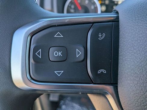 New 2026 RAM 2500 Big Horn AWD/4WD image 18