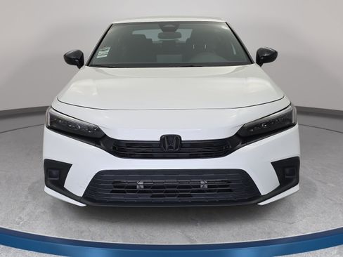 Used 2024 Honda Civic Sport image 2