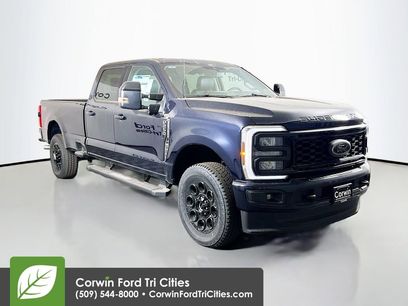 New 2025 Ford F250 Lariat w/ Black Appearance Package