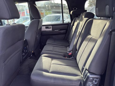 Used 2017 Ford Expedition EL XLT image 12