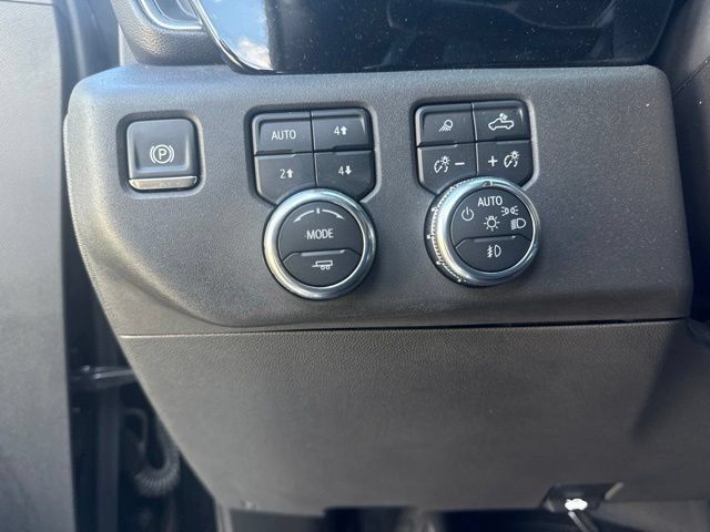 Used 2024 GMC Sierra 1500 SLT w/ SLT Premium Package AWD/4WD image 29