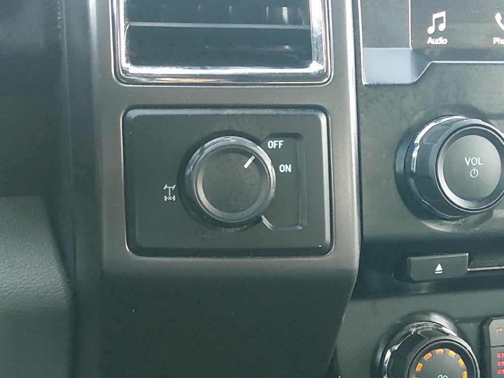 Used 2017 Ford F150 XLT w/ Equipment Group 302A Luxury RWD image 22