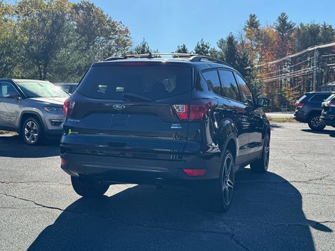 Used 2019 Ford Escape SEL image 5