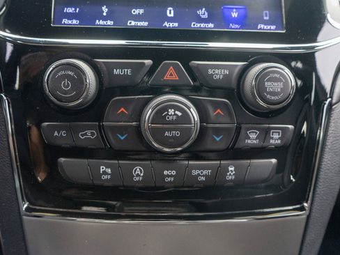 Used 2019 Jeep Grand Cherokee Altitude AWD/4WD image 20