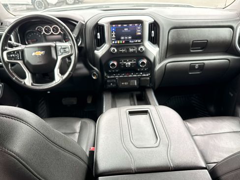 Used 2021 Chevrolet Silverado 1500 LTZ w/ LTZ Convenience Package II AWD/4WD image 15