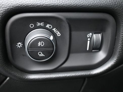 New 2026 RAM 2500 Tradesman AWD/4WD image 21