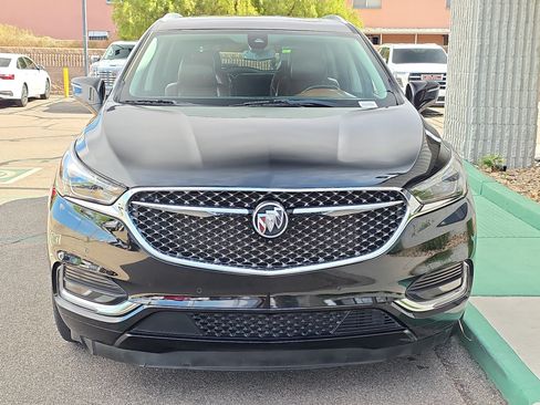 Used 2021 Buick Enclave Avenir w/ Avenir Technology Package FWD image 2