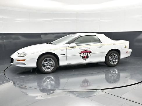 Used 1999 Chevrolet Camaro Z28 RWD image 7