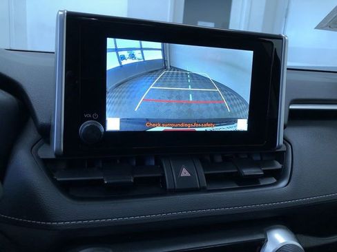 Certified 2025 Toyota RAV4 XLE w/ Convenience Package AWD/4WD image 27