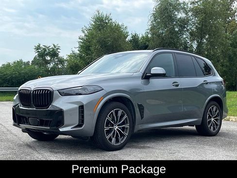 Certified 2026 BMW X5 xDrive40i w/ M Sport Package AWD/4WD image 3