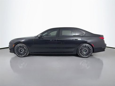 New 2026 BMW i7 xDrive60 w/ Executive Package AWD/4WD image 9
