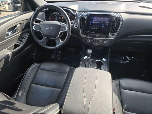 Used 2022 Chevrolet Traverse Premier w/ Redline Edition AWD/4WD image 37
