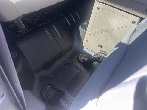 Used 2010 Jeep Wrangler Sport image 16