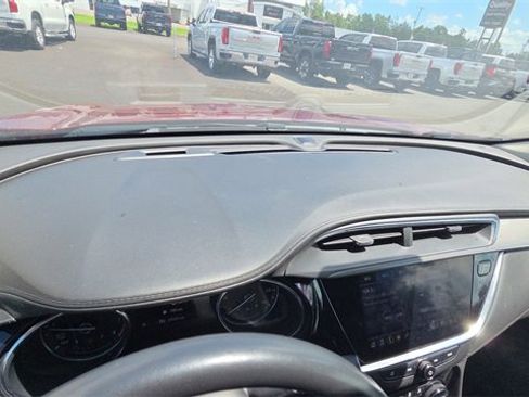 Used 2023 Buick Encore GX Select image 9