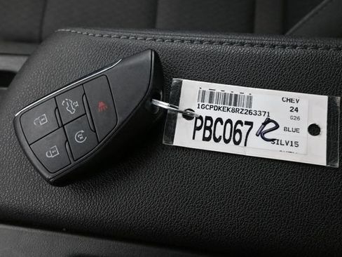 Used 2024 Chevrolet Silverado 1500 LT AWD/4WD image 43
