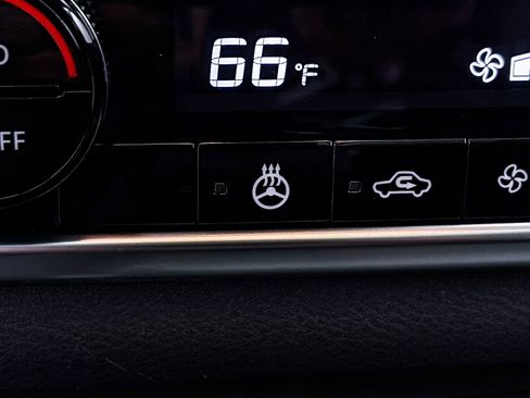 Used 2023 Nissan Rogue SV w/ SV Premium B Package FWD image 25