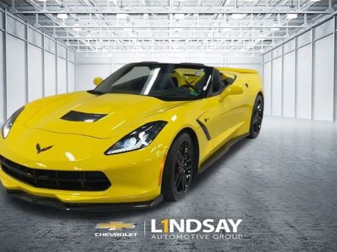 Used 2016 Chevrolet Corvette Stingray Convertible w/ 3LT Preferred Equipment Group image 5