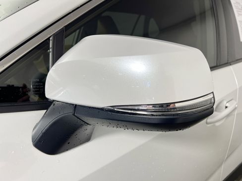 Used 2023 Toyota RAV4 XLE Premium image 13