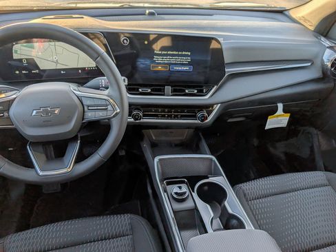 New 2026 Chevrolet Equinox LT w/ Midnight Edition image 14