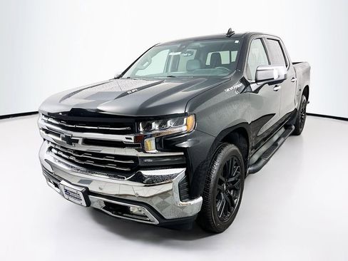 Used 2019 Chevrolet Silverado 1500 LTZ w/ LTZ Plus Package image 3