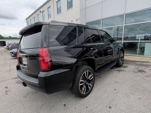 Used 2019 Chevrolet Tahoe Premier AWD/4WD image 3