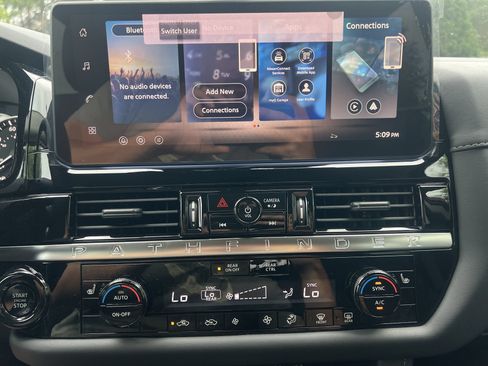 New 2026 Nissan Pathfinder SV AWD/4WD image 4