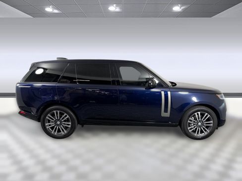 Used 2023 Land Rover Range Rover Long Wheelbase SE AWD/4WD image 8