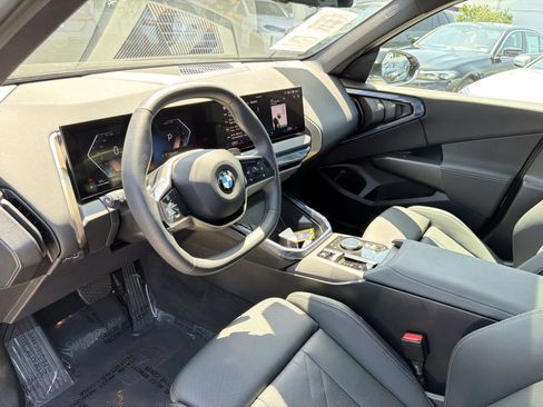 Used 2025 BMW X3 xDrive30i w/ Convenience Package image 13