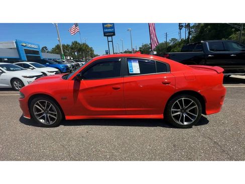 Used 2023 Dodge Charger R/T w/ Harman/Kardon Audio Group RWD image 5