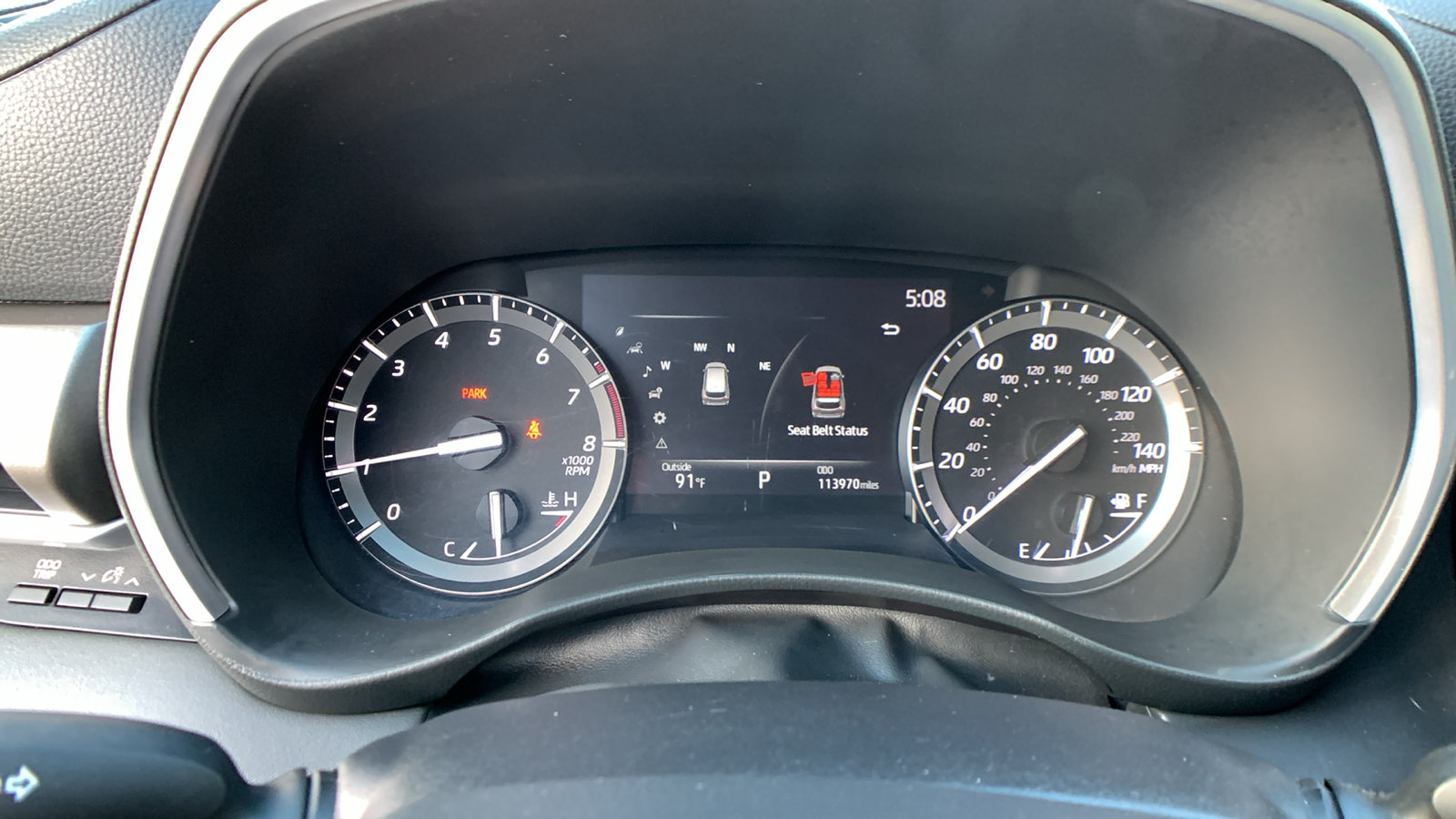 Used 2021 Toyota Highlander XLE AWD/4WD image 12