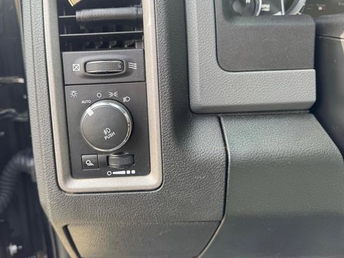 Used 2014 RAM 1500 Express w/ Black Ram 1500 Express Group image 41