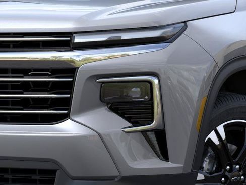 New 2027 Chevrolet Traverse LT w/ Sun and Wheel Package AWD/4WD image 34