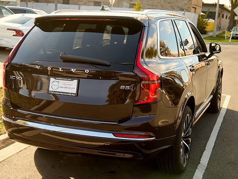 New 2026 Volvo XC90 B5 Ultra w/ Protection Package image 9