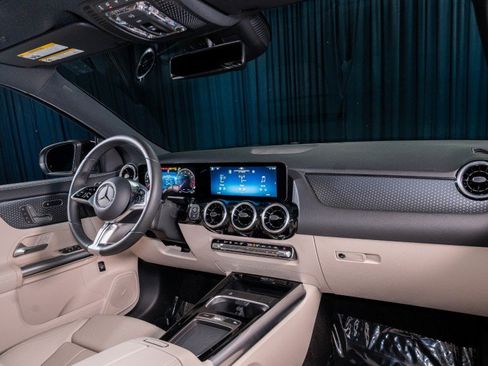 New 2026 Mercedes-Benz GLA 250 image 4