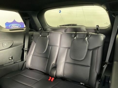 New 2026 Ford Explorer ST-Line w/ ST-Line Street Pack image 17