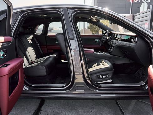 Used 2023 Rolls-Royce Ghost AWD/4WD image 24