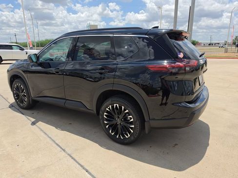 New 2026 Nissan Rogue Dark Armor FWD image 5